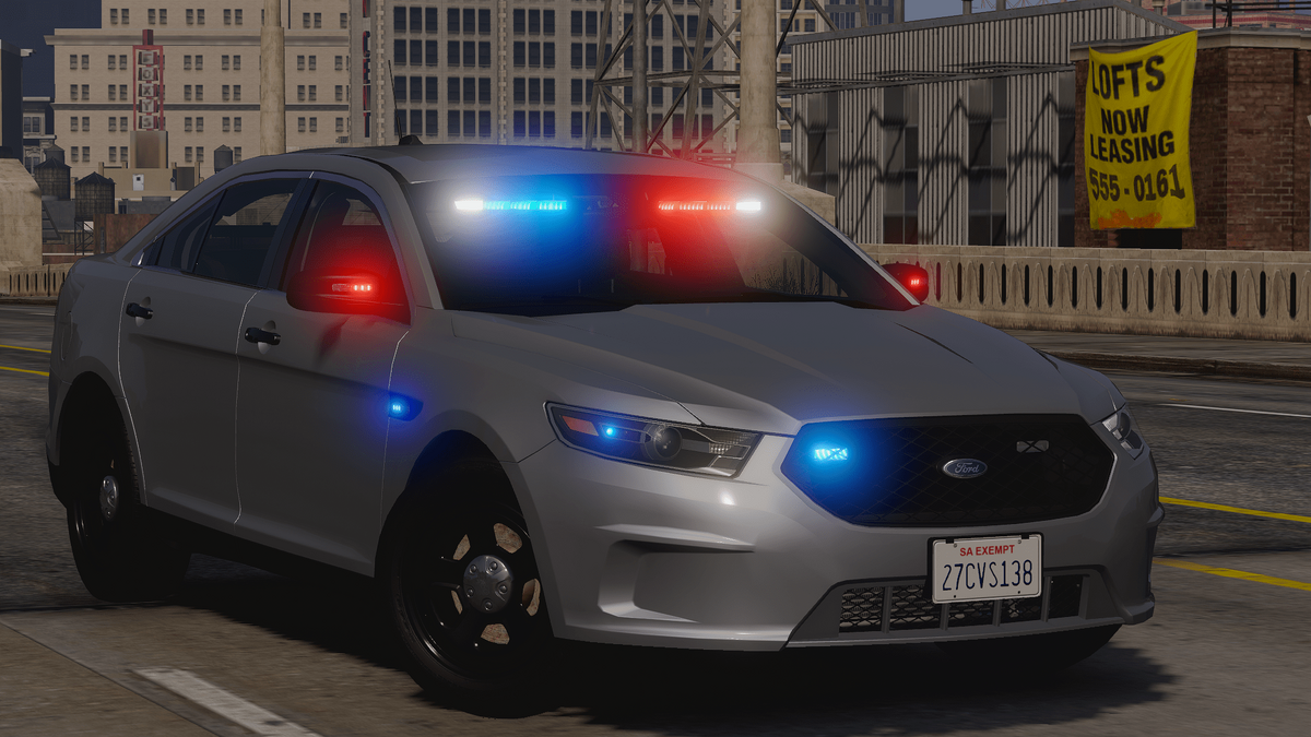 Unmarked LAPD 2018 Ford Taurus