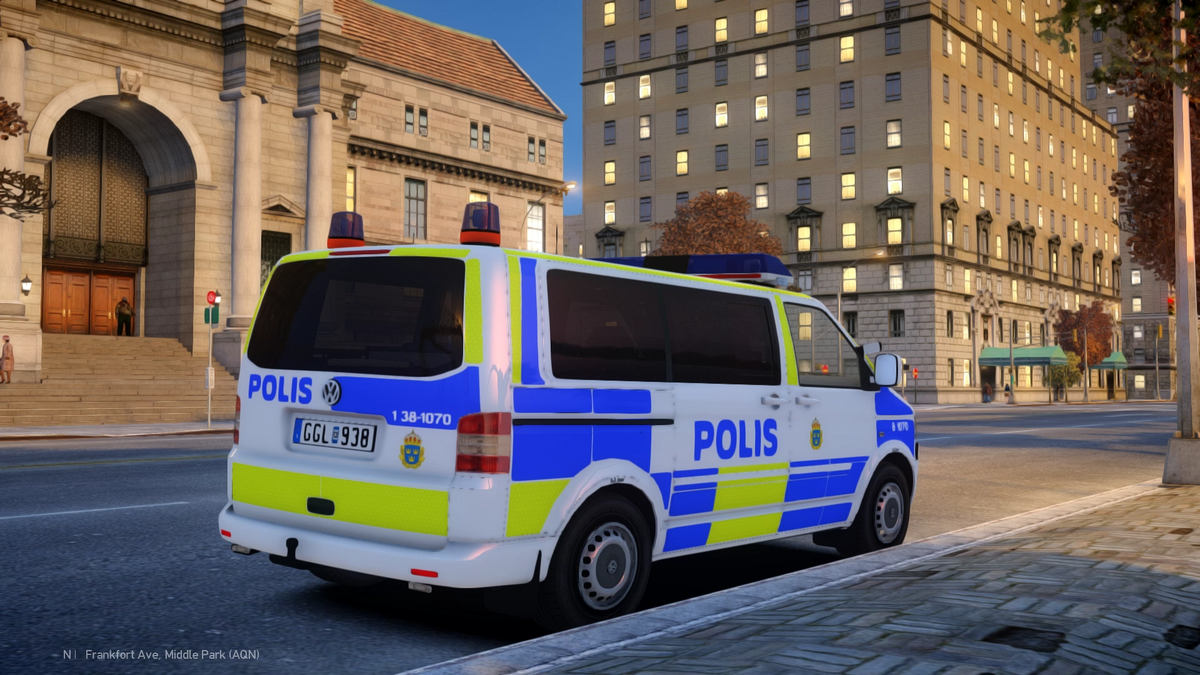 Volkswagen T5 Multivan 2009 Swedish Police | Rear