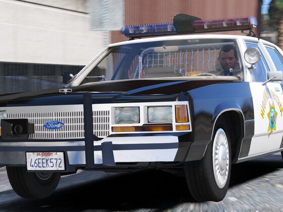 1990 Ford LTD Crown Victoria P72- California Highway Patrol
