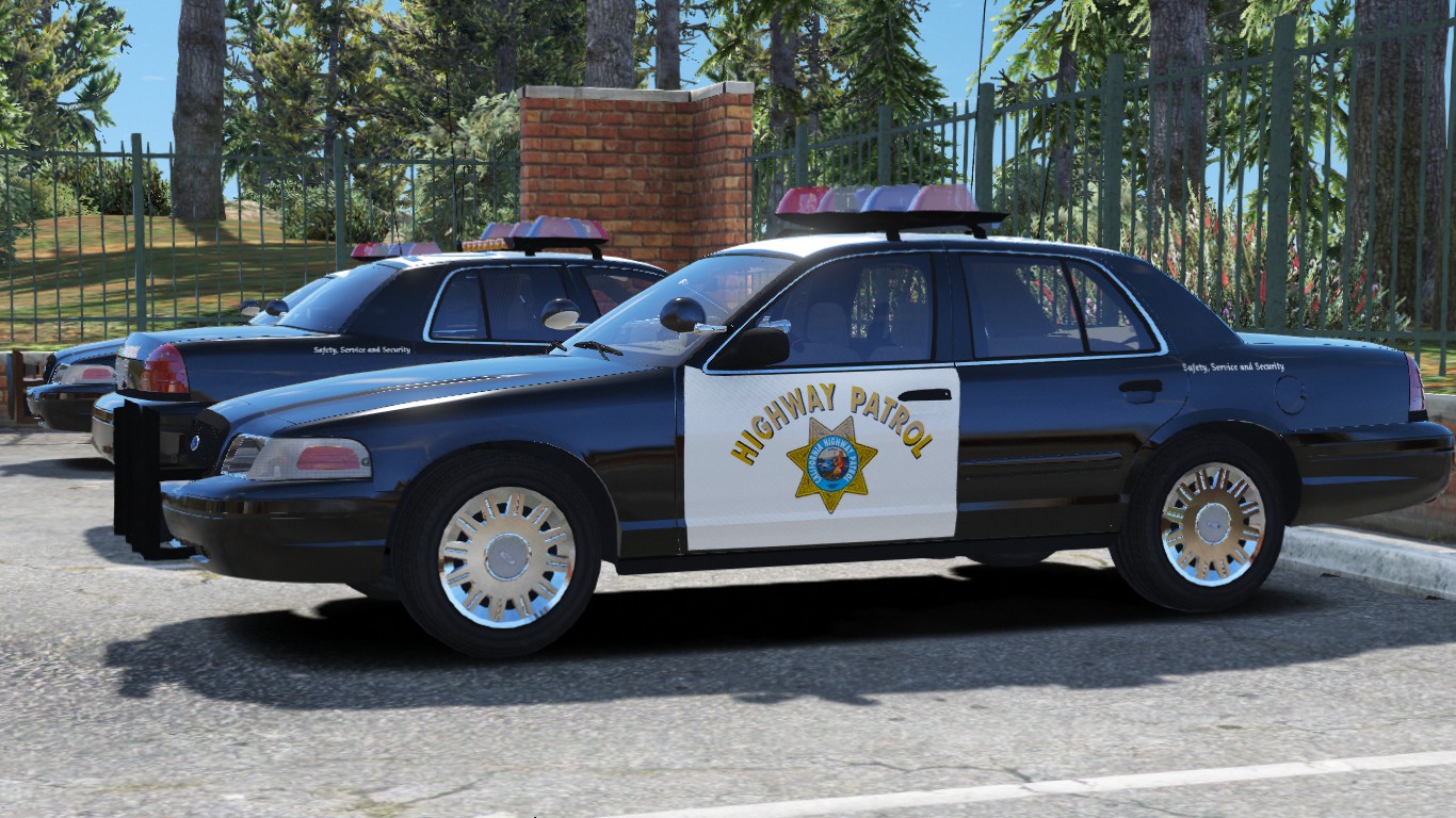 2003 Ford Crown Victoria P71- California Highway Patrol